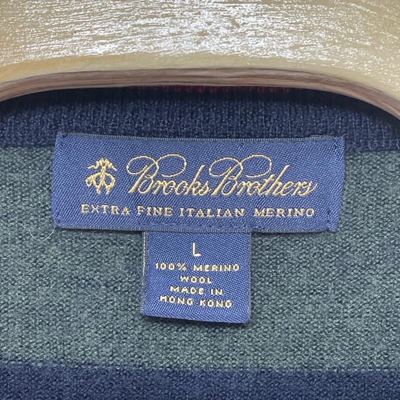 Brooks Brothers 100% Merino Wool Navy and Green Striped V Neck Sweater Men's L - Picture 5 of 8